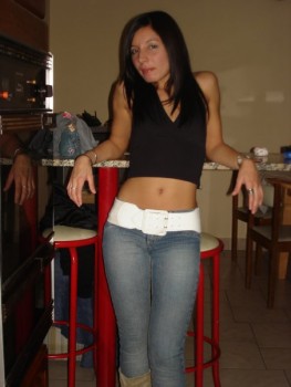 posando