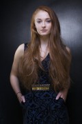 Софи Тернер (Sophie Turner) 'Another Me' Portrait Session - The 8th Rome Film Festival (26xHQ) 067f4b382204060