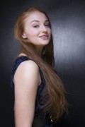 Софи Тернер (Sophie Turner) 'Another Me' Portrait Session - The 8th Rome Film Festival (26xHQ) Efb99e382203927