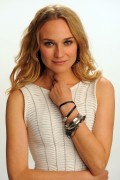 Диана Крюгер (Diane Kruger) portraits for the People Choice Awards - January 6 2010 - 5xHQ E10c17382213796