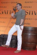 Антонио Бандерас (Antonio Banderas) Puss in Boots Photocall at Hotel Hassler in Rome, 2011-11-25 (19хHQ) 5ab1d8382401151