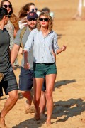 Тейлор Свифт (Taylor Swift) on a boat, Maui, Hawaii, 2015.1.24 (57xHQ) 955ee1386396743
