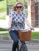 Kirsten Dunst - Bike ride in LA 02/01/15