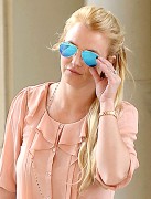 Бритни Спирс (Britney Spears) Seen At Westfield Topanga Mall In Canoga Park, 22.01.2015 (10xHQ) A36e9a387423302