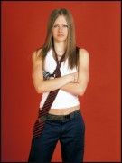 Аврил Лавин (Avril Lavigne) MTV Studios Photoshooting, Rome 06.12.2003 (26xHQ) 372315390440362