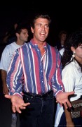 Мел Гибсон (Mel Gibson) Starlight Foundation Carnival, October 2, 1993 (MQ) 48e0b3392138185