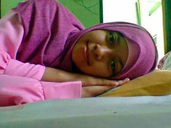 cewek jilbab bugil