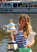 Виктория Азаренко (Victoria Azarenka) Australian Open Champion Photocall (Melbourne, 29.01.2012) (60xHQ) C3d180519770482